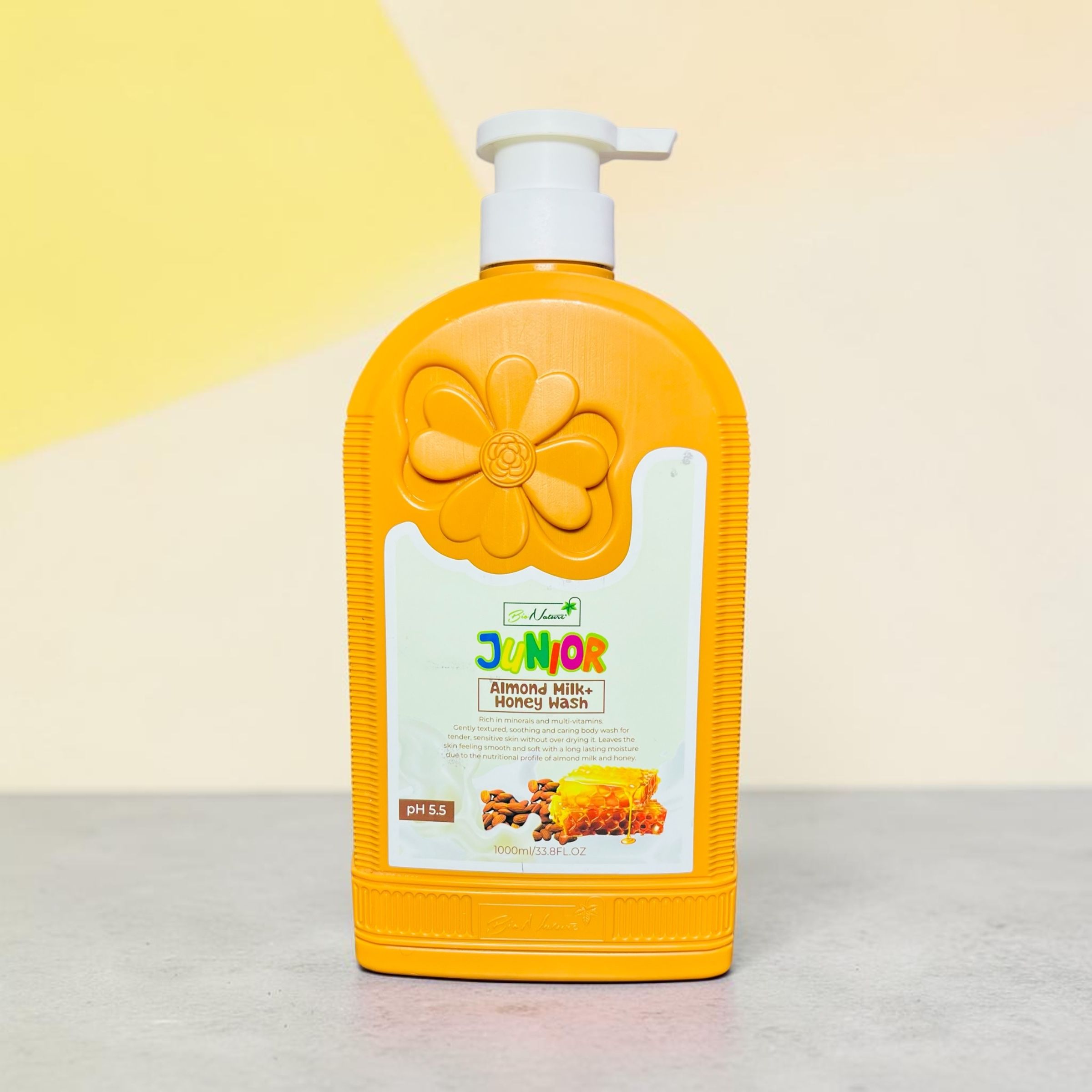 BIONATURE JUNIOR ALMOND MILK + HONEY WASH 100ML